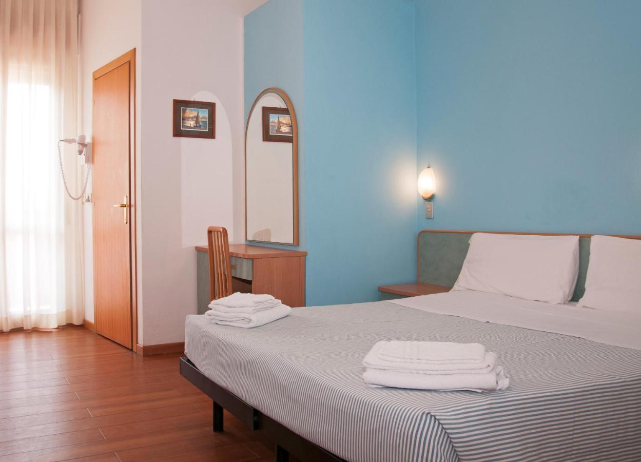 Hotel Rugantino تْشيزيناتيكو المظهر الخارجي الصورة